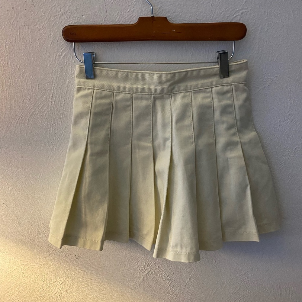 White Pleaded Skirt